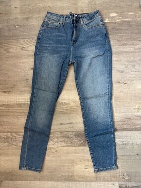 Forever 21 High-Rise Blue Slim Taper Jeans